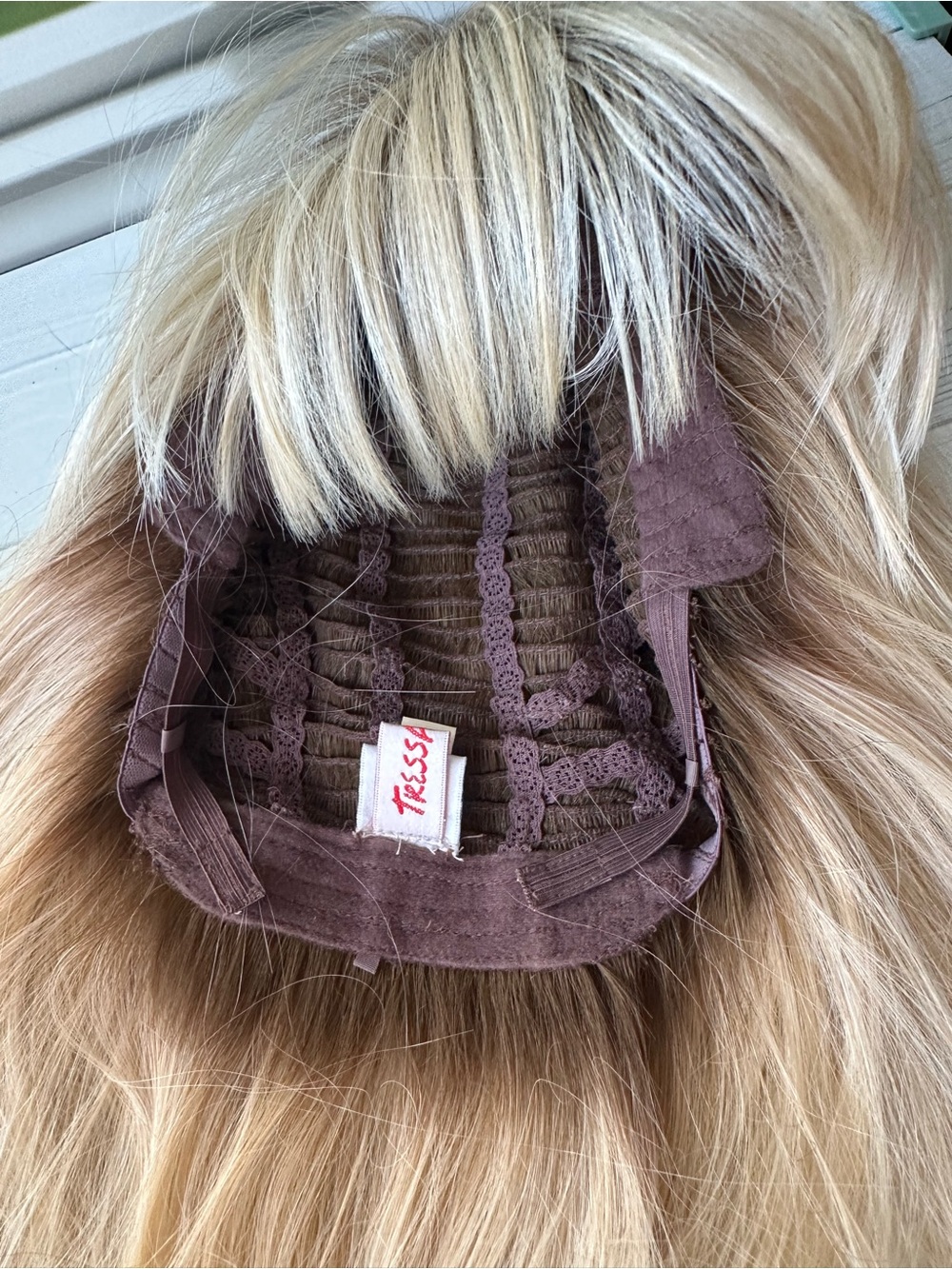 TressAllure Rooted Blonde Layered Wig w Bangs Y2K Shag Made Japan - Picture 6 of 8